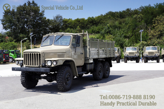Winch_Six Drive Truck မပါဘဲ Dongfeng EQ2082 ကို ပြင်ဆင်နိုင်သည်။