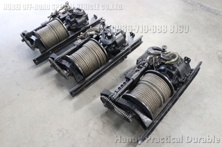Dongfeng EQ2082 ခြောက်ဘီးယက်လမ်းကြမ်းထရပ်ကား ဆွဲငင်ချိတ်