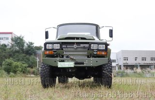 EQ2100E6D ခြောက်ဘီးယက်-လမ်းကြမ်းကိုယ်ထည် 6*6 Dongfeng ညွှန်ပြထားသော ကိုယ်ထည်ကို ပြုပြင်ထားသော 6x6 Dongfeng စစ်ဘက်သုံးယာဉ်ကိုယ်ထည်
