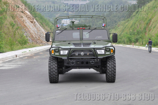 EQ2050E ရှည်လျားသော ဦးခေါင်းနှစ်ထပ်အတန်း ခက်ခဲသောထိပ်တန်း Dongfeng Mengshi လမ်းကြမ်းယာဉ်