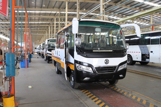 Dongfeng လျှပ်စစ်ပါဝါပြုပြင်ရေးယာဉ်_ လေးဘီးယက်လမ်းကြမ်းအင်ဂျင်နီယာယာဉ်_ အထူးစစ်ဆင်ရေးယာဉ်